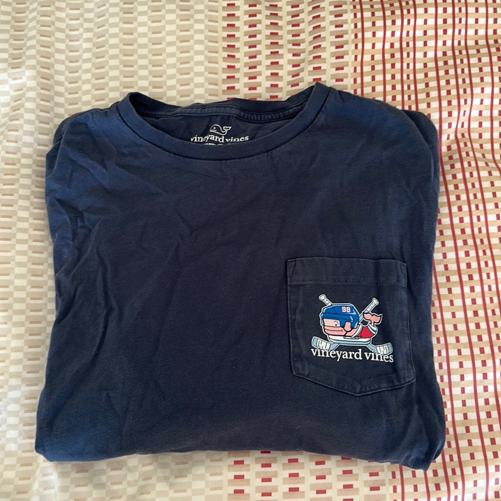 Vineyard Vines Mens Size Small Ice Hockey Long Sleeve T-Shirt